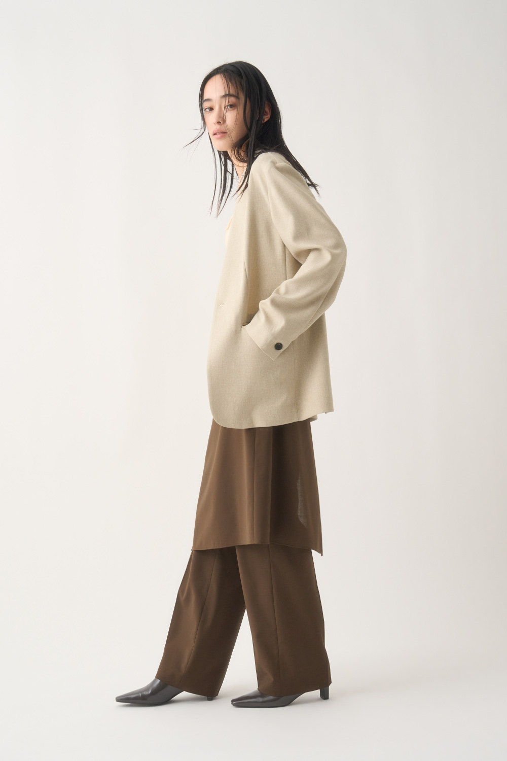 2025 SPRING COLLECTION LOOK BOOK VOL.02