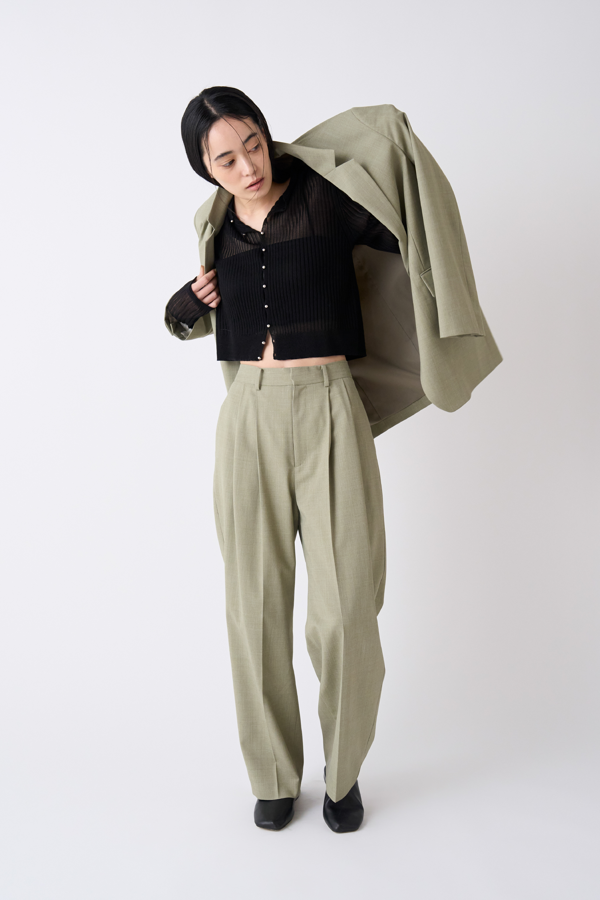 2025 SPRING COLLECTION LOOK BOOK VOL.04