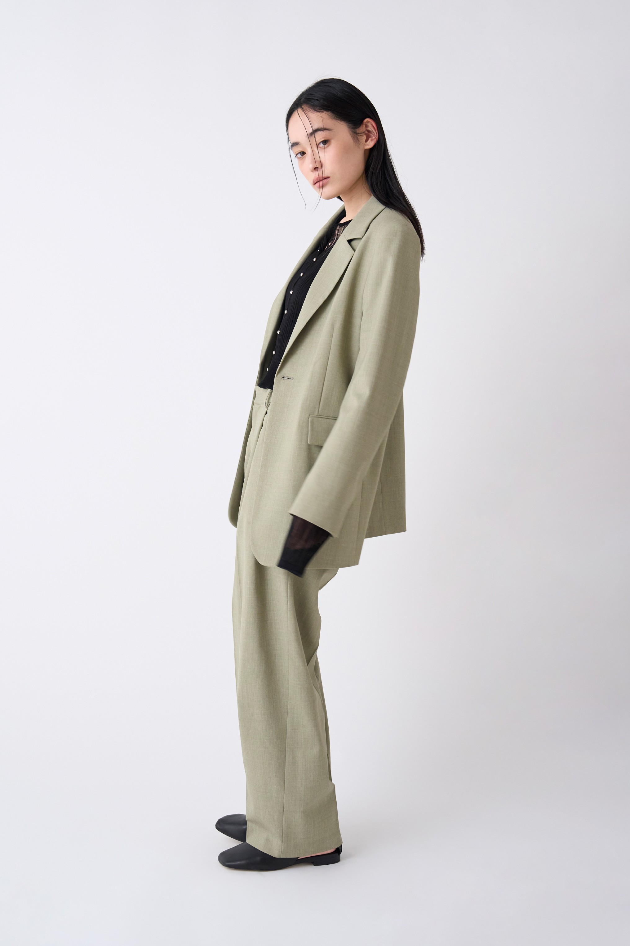 2025 SPRING COLLECTION LOOK BOOK VOL.04
